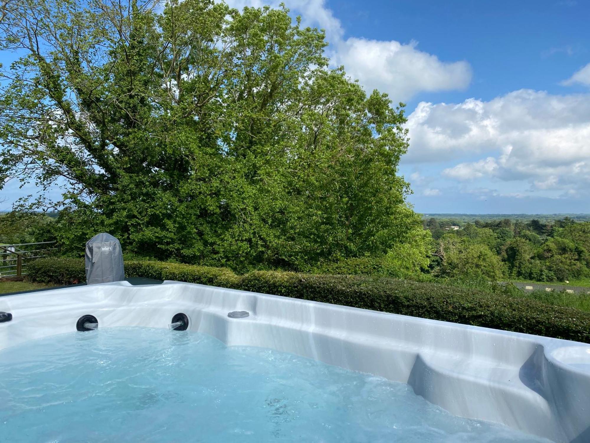 Carrick Beg Self Catering Holiday Accommodation With Hot Tub Sulby  Экстерьер фото